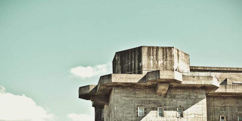 前端开发进阶：基于AI的网络流量预测与智能带宽管理实战教程